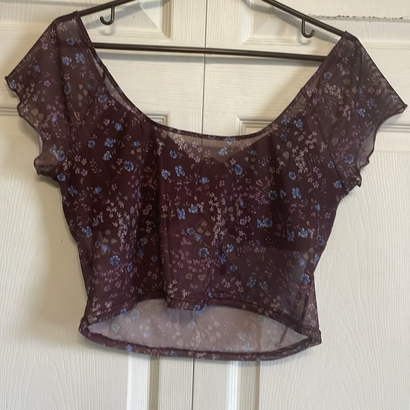 Bow top - Picture 2 of 4